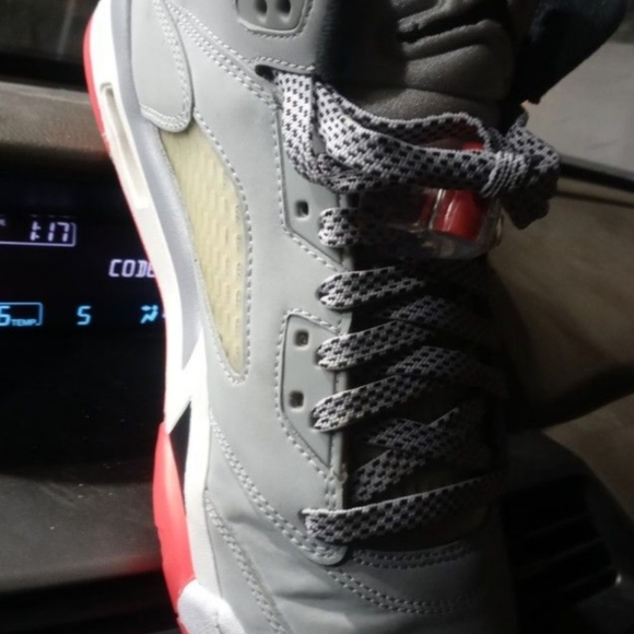 Jordan 5 hotlava - Picture 2 of 4